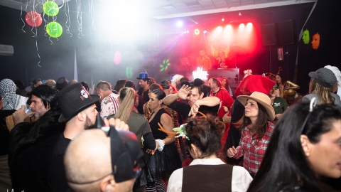 Purim22-110_websize.jpg